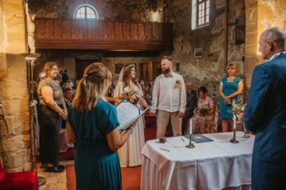 svatebni foceni pivovar chric kostel hlinec 10