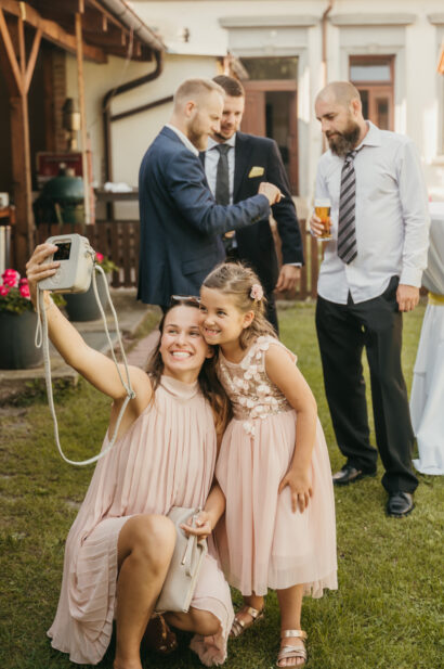 svatba svatebni foceni zamek ctenice petra jiri wedding photo 41